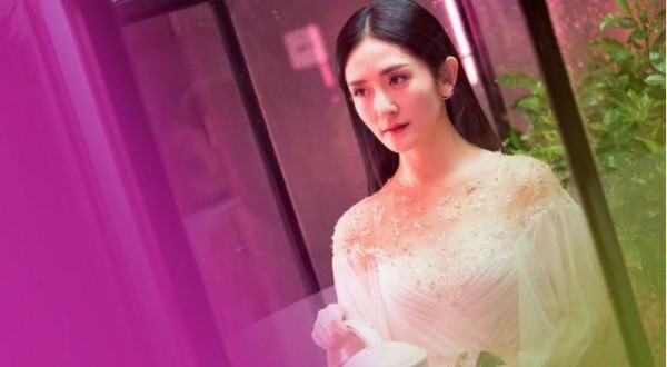 生在艺术家庭的谢娜,作为一名主持人,曾因普通话不标准被淘汰