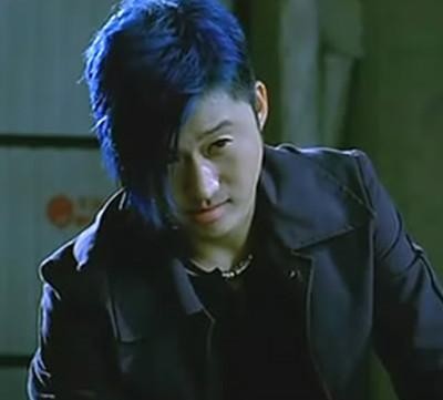 成龙叫他“大哥”,他捧红了无数个名人,他是吴京唯一的朋友