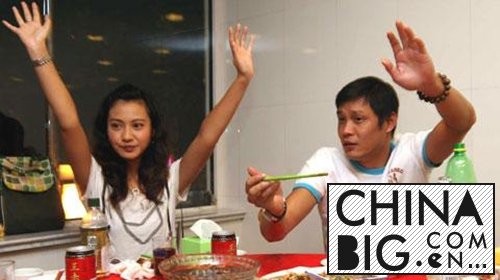 范志毅与前妻为什么离婚? 范志毅老婆不是李笼怡?