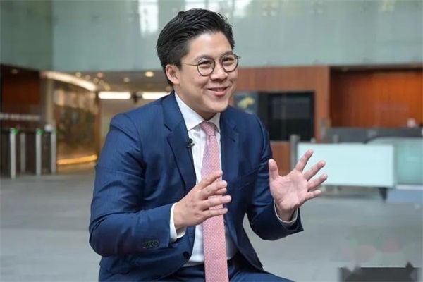 霍启刚母亲是谁?霍启刚家族如何?