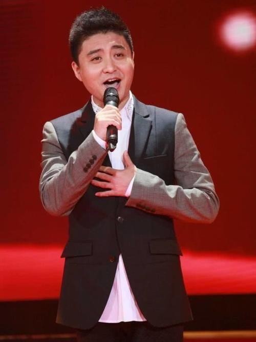 相声演员周炜与妻子高明婷的爱情秘籍