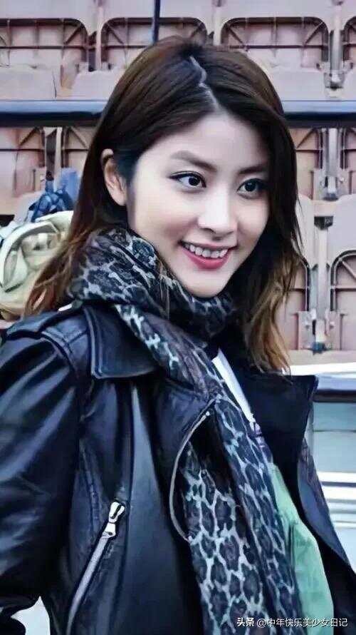 香港女歌手陈慧娴与陈慧琳