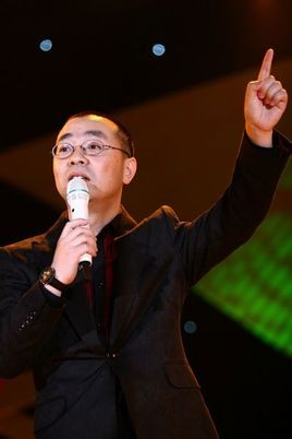 属鸡的男明星:刘仪伟