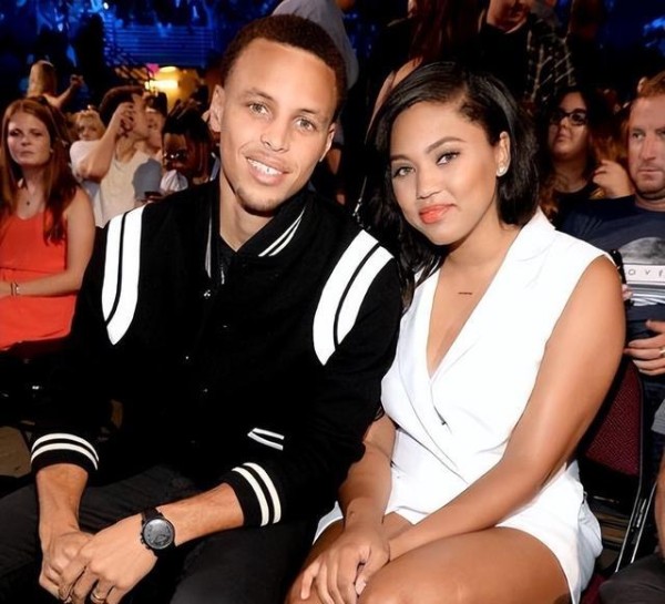 赚4.1亿的NBA巨星与中国血统妻子17年恩爱如初