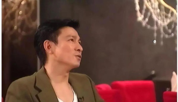 刘德华的亲情纠葛与义气情深:从大姐到娱乐圈朋友