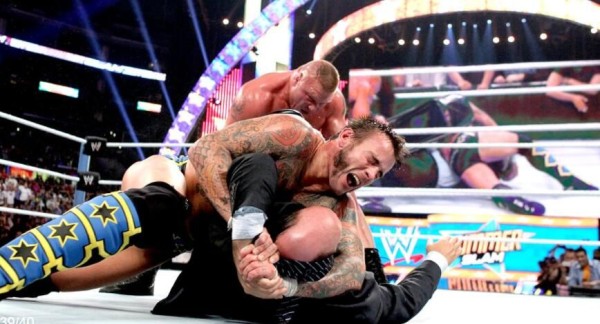 布洛克莱斯纳私下和CM朋克关系是什么样的？