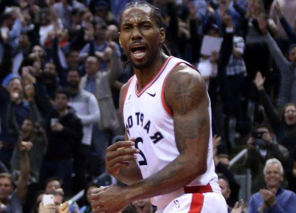 和“面瘫”FMVP伦纳德交往是什么体验?娇妻直言:像木头但很喜欢