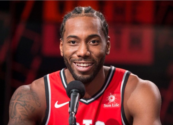 从圣安东尼奥到多伦多,伦纳德和马刺分手成猛龙老大