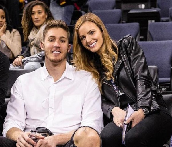 伦纳德女友颜值逆天,双手控球仍能4投8中,球迷:赶紧去生娃吧