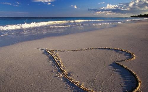 一句话简单化公布恋情