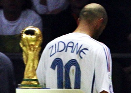 舒马赫终说再见阿加西挥泪而别--06退役的巨星们