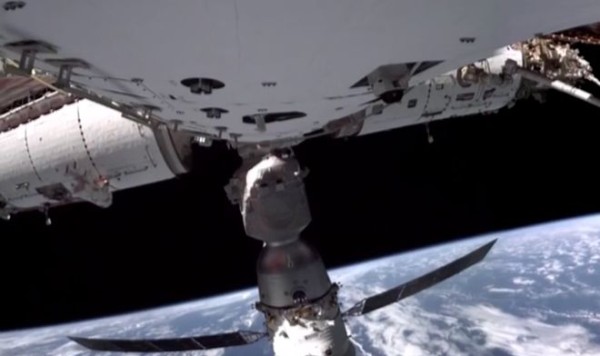 叶光富成为中国单次出舱时间最长的航天员!