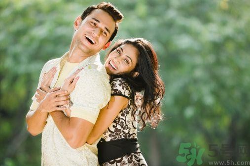 相伴九年Selina将离婚 怎样才能搞好夫妻关系？