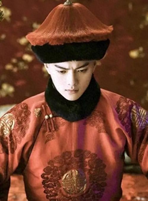 许凯被曝劈腿丑闻!于正出面救火反引火烧身,当事人互指报警求公道