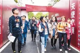 今天我们该追什么样的偶像?图片