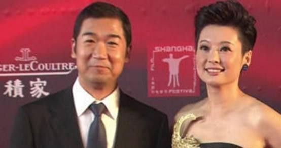 张国立与袁立关系吃紧 邓婕曾赏袁立耳光？