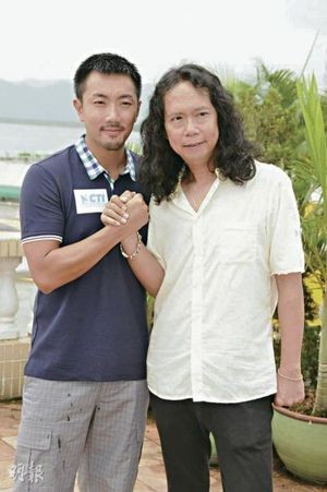 刘浩龙与邓建明同场现身。