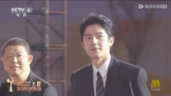 刘昊然为《解密》减重至120斤亮相金鸡红毯