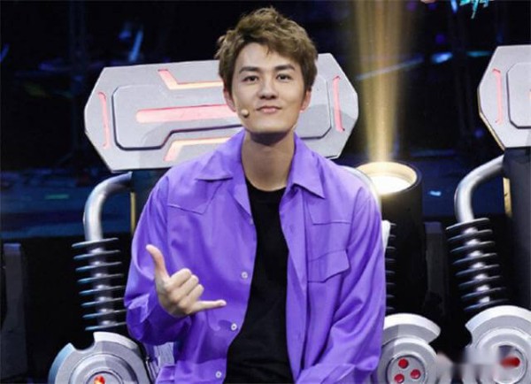 吴克群为什么要改名为吴克羣 吴克群为什么又改回本名吴克群