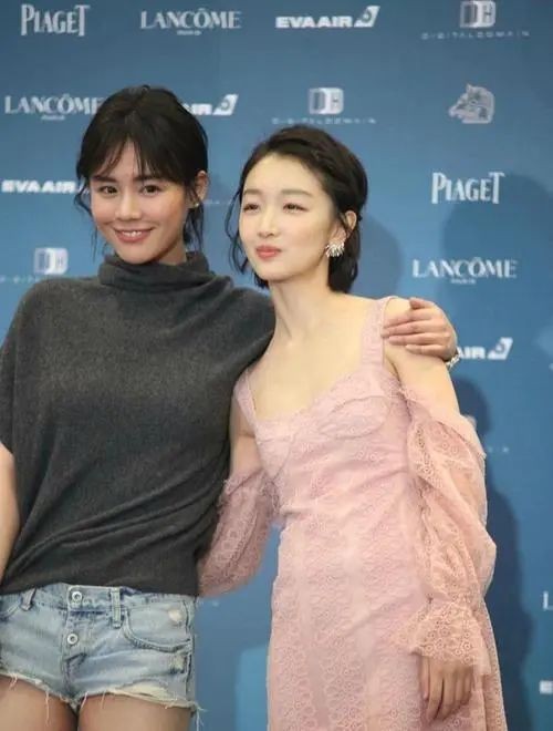 三小只十周年演唱会、马思纯回应跟周冬雨关系、杨紫杂志又被嘲