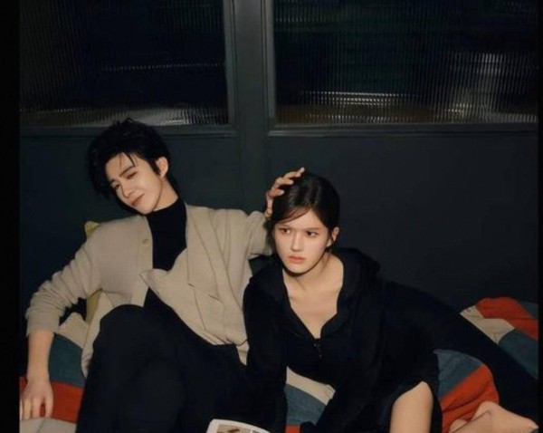 唏嘘!刘宇宁与前妻离婚12年,两人各自生活轨迹天差地别,没想到最后竟以和平方式结束这段感情纠葛