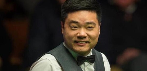 台球王子丁俊晖为何与潘晓婷分道扬镳?粉丝:没结过婚的人不懂