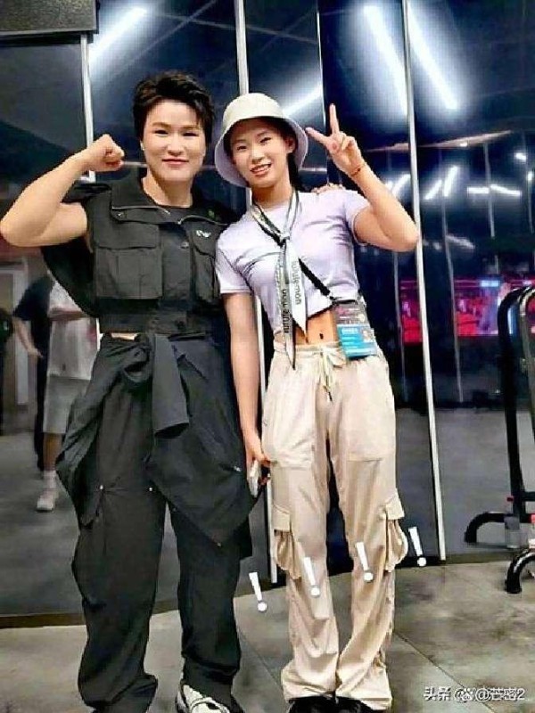 张伟丽与陈芋汐牵手破圈体育偶像的新互动方式颠覆想象