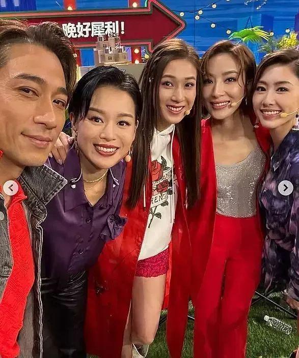 TVB多位花旦齐聚内地节目掀港剧回忆杀，钟嘉欣首参加内地综艺感触深