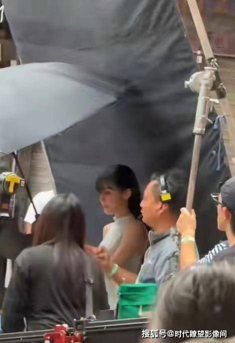 迪丽热巴直播 粉丝心疼呼吁休息