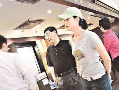 深扒李若彤以往情史和男友郭应泉为什么分手?