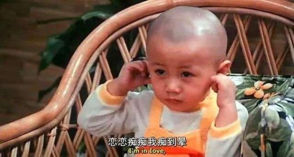 外貌似谢霆锋,未满1岁搭档许冠杰成名,娶模特老婆后退圈卖水果