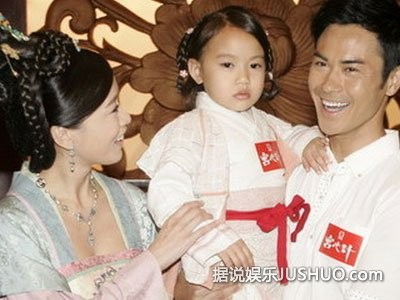 40岁佘诗曼庆生曾志伟出席 揭秘其十段情史