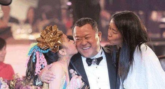 曾志伟丑闻再次升级,范冰冰又被牵扯其中,不知李晨作何感想?