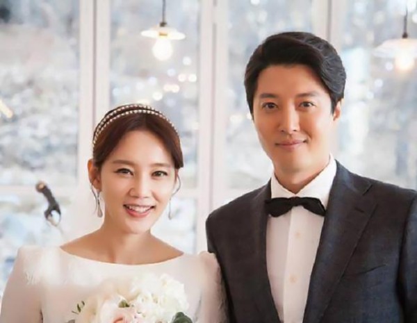 李东健被曝离婚!与妻子赵伦熙成婚只有3年,李东健的历史很精彩