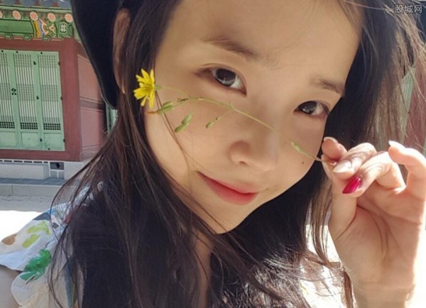 IU李智恩承认整容