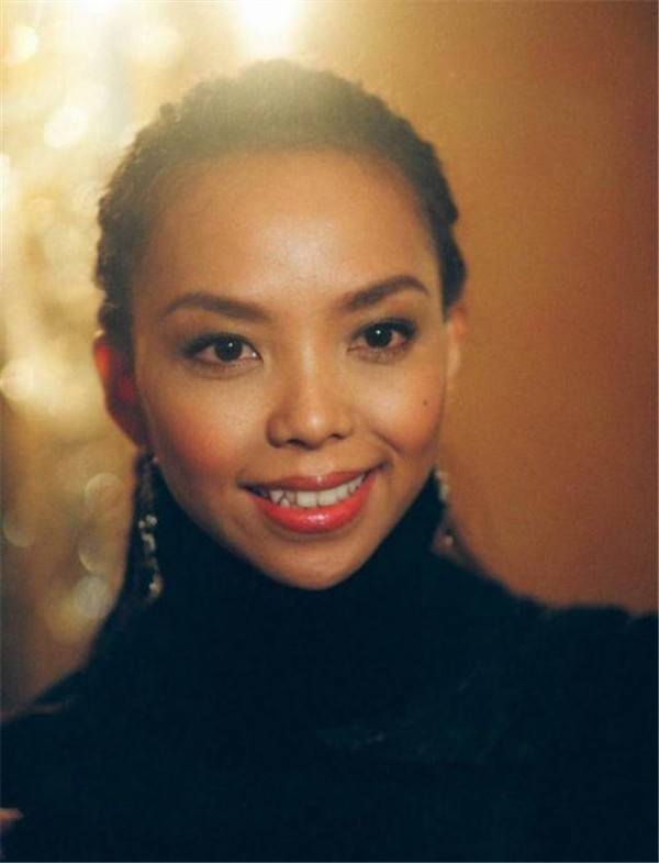 46岁张惠妹瘦身成功认不出,与小7岁男友只谈恋爱不结婚!