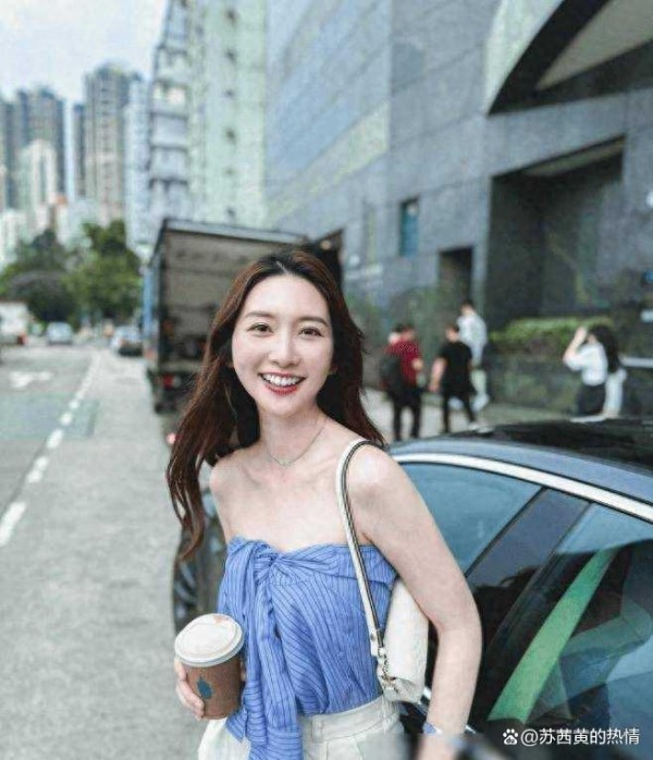 TVB男星情路坎坷:13岁差女友分手,火速恋上富婆董事!