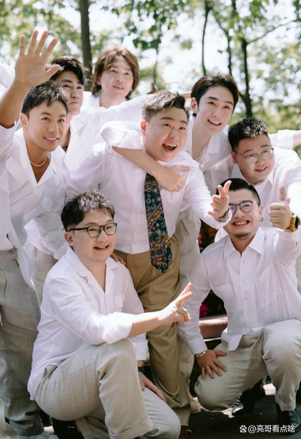 郝劭文婚礼曝光!释小龙当伴郎 两位“小和尚”29年后再续前缘