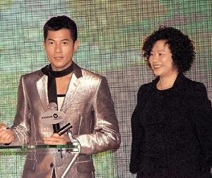 郭富城身边最亲密的女人,一代才女被传至今单身未婚