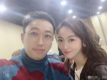 网红滤镜下的明星,杨紫认不出,王源好丑,而她变成“蛇精”