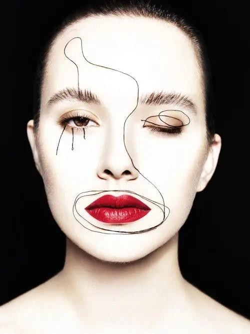 “高颅顶”、“头包脸”——毁掉我们的主流审美