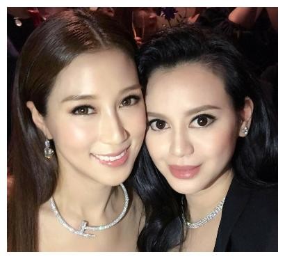 徐子淇为闺蜜温馨庆生,阔太名媛的生日派对,都要办好几回!