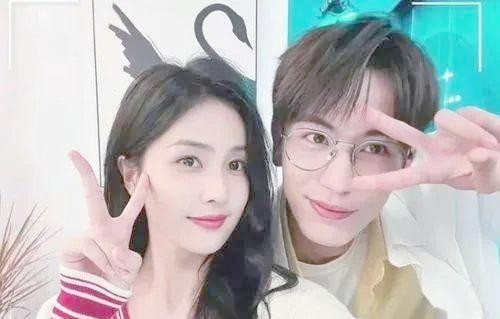 白鹿与张凌赫的互动与绯闻引发热议