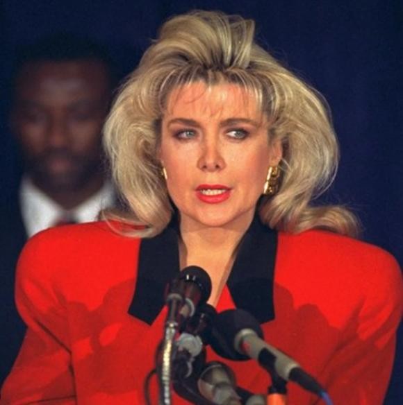 克林顿的风流私生活!除莱温斯基外,还有这几位美艳女性