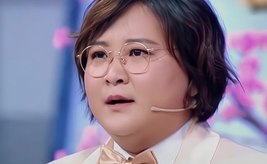 贾玲姜昆是什么关系,贾玲简历及个人资料