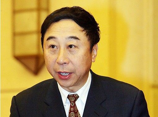 冯巩是历届春晚的主角之一(资料图)。