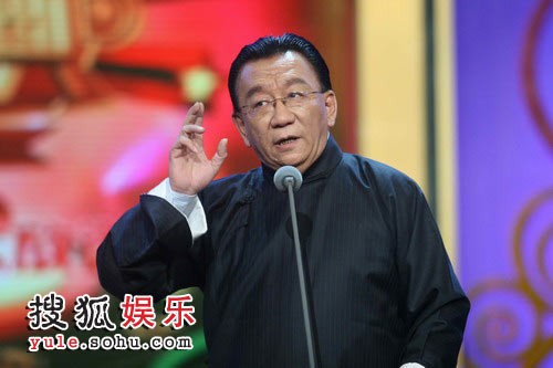 侯耀华演绎相声《遗传》