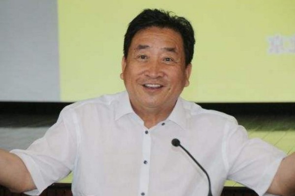 姜昆到香港说相声,竟号称最强阵容,网友:嘴上功夫不如郭德纲!