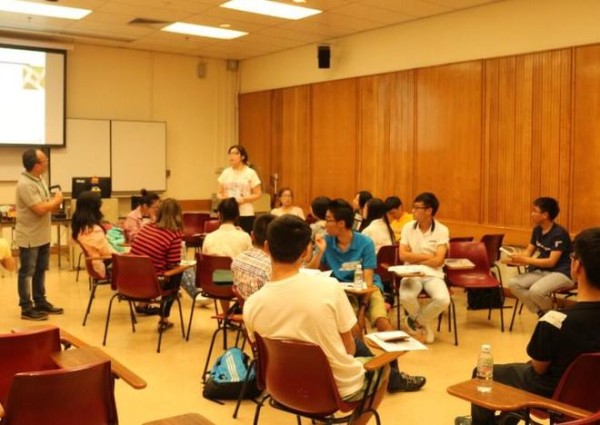 为什么大批明星赴港生子?跟教育有很大的关系,网友:太有心眼了