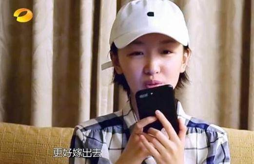 赵丽颖私下里这样称呼周冬雨,原来两人的关系这么亲密